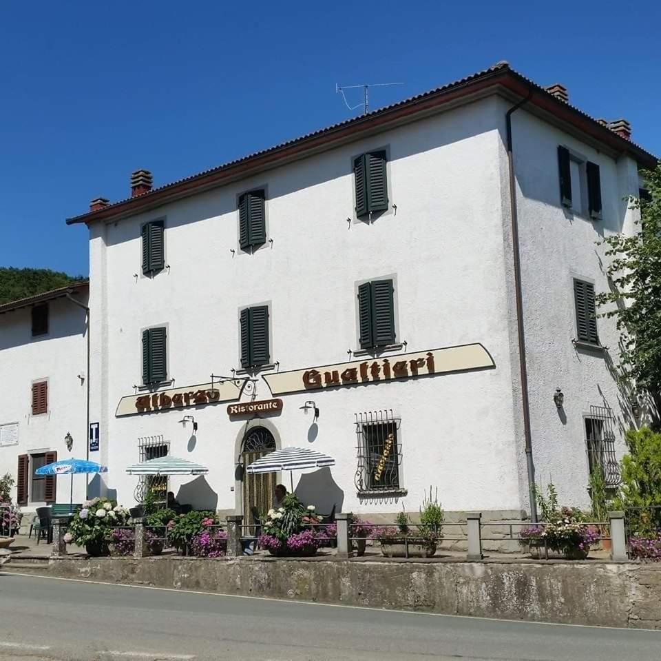 Albergo Ristorante Gualtieri Barberino di Mugello Ngoại thất bức ảnh