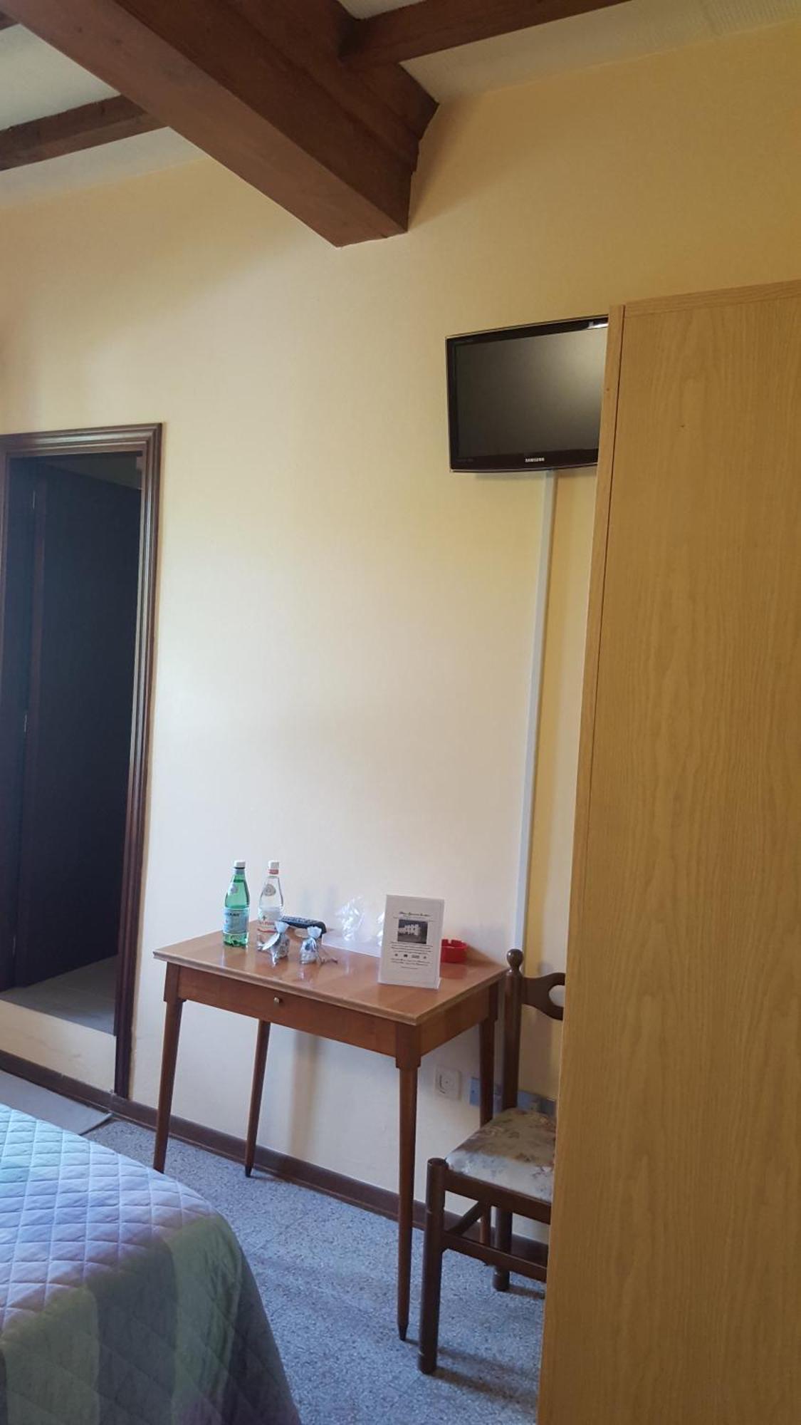 Albergo Ristorante Gualtieri Barberino di Mugello Phòng bức ảnh