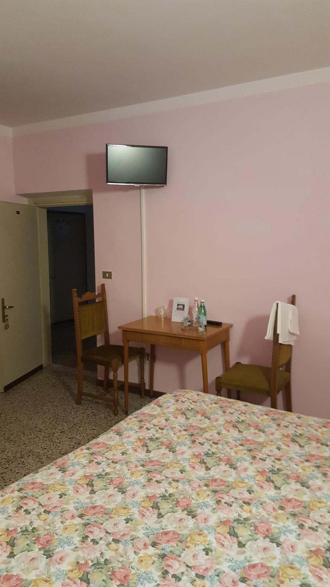 Albergo Ristorante Gualtieri Barberino di Mugello Phòng bức ảnh