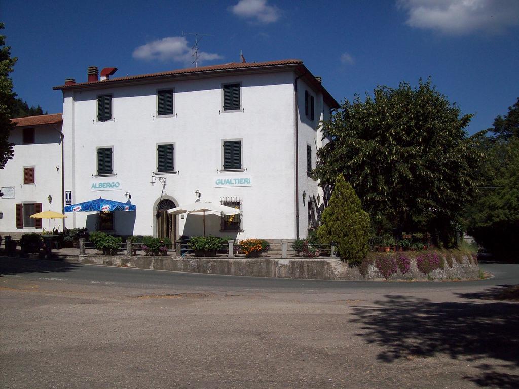 Albergo Ristorante Gualtieri Barberino di Mugello Ngoại thất bức ảnh